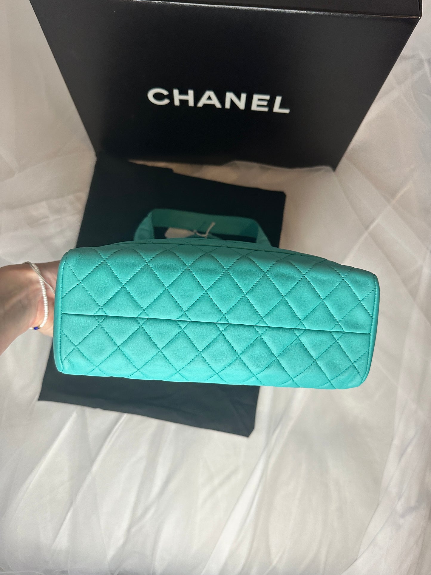 Chanel vintage turquoise handbag full set