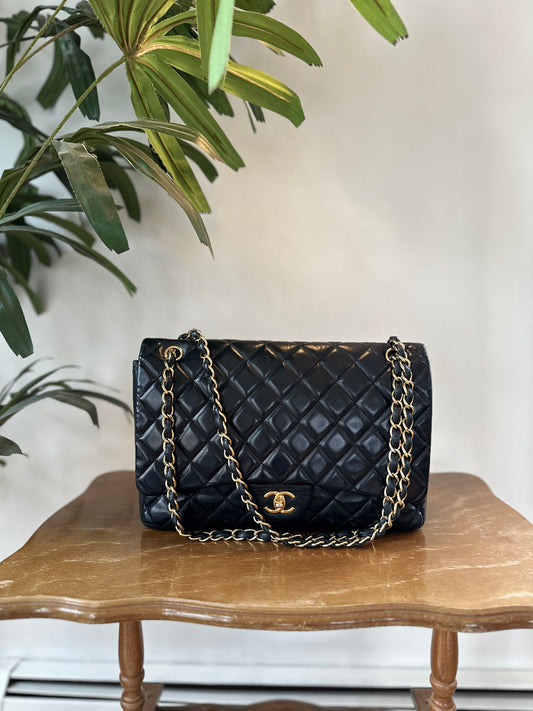 Chanel Vintage Maxi Lambskin Single Flap Black Shoulder Bag