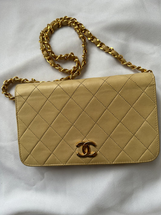 Chanel vintage WOC Beige GHW Wallet on chain gold hardware