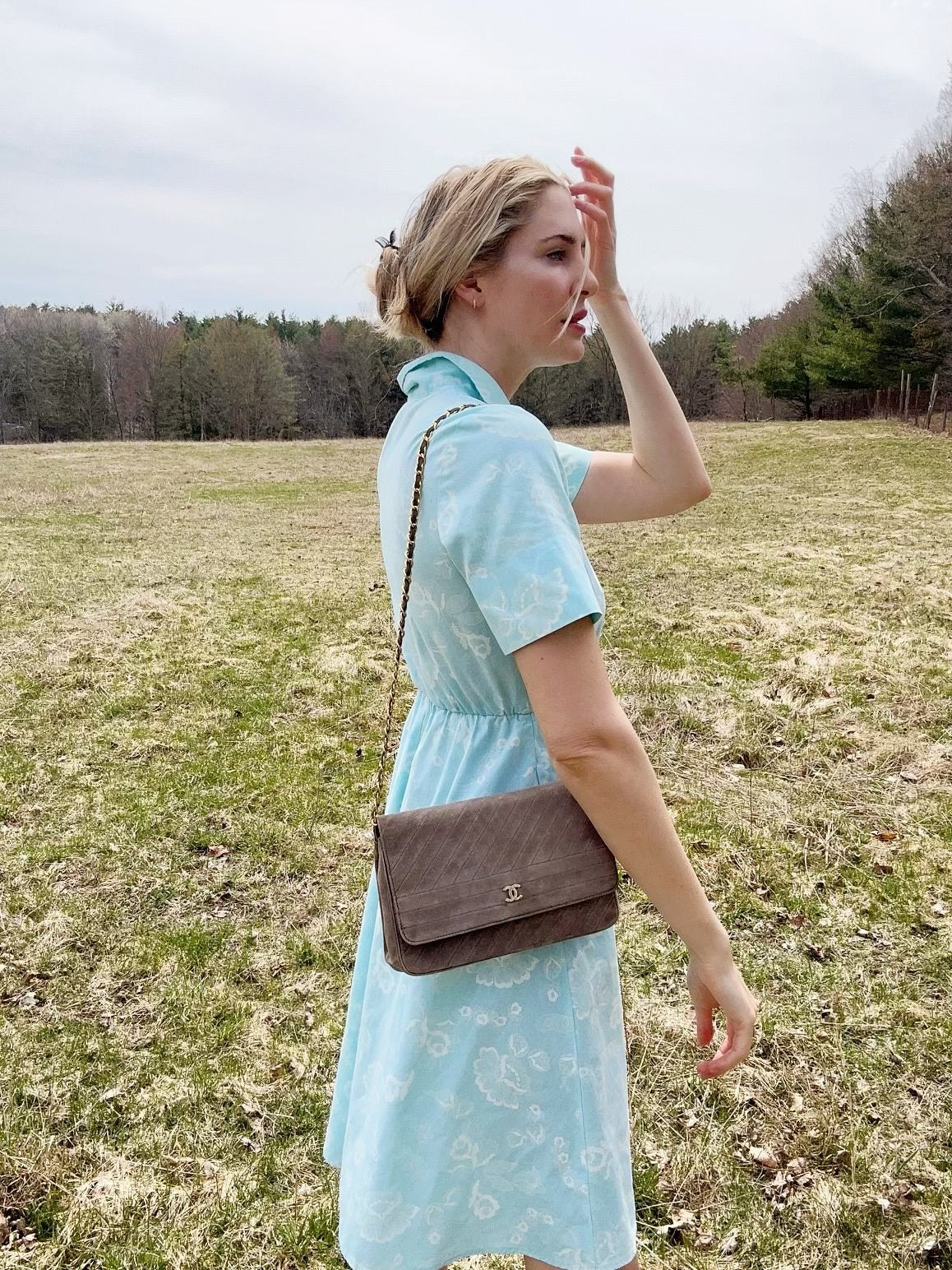 Chanel light brown suede shoulder bag with diagonal quilting